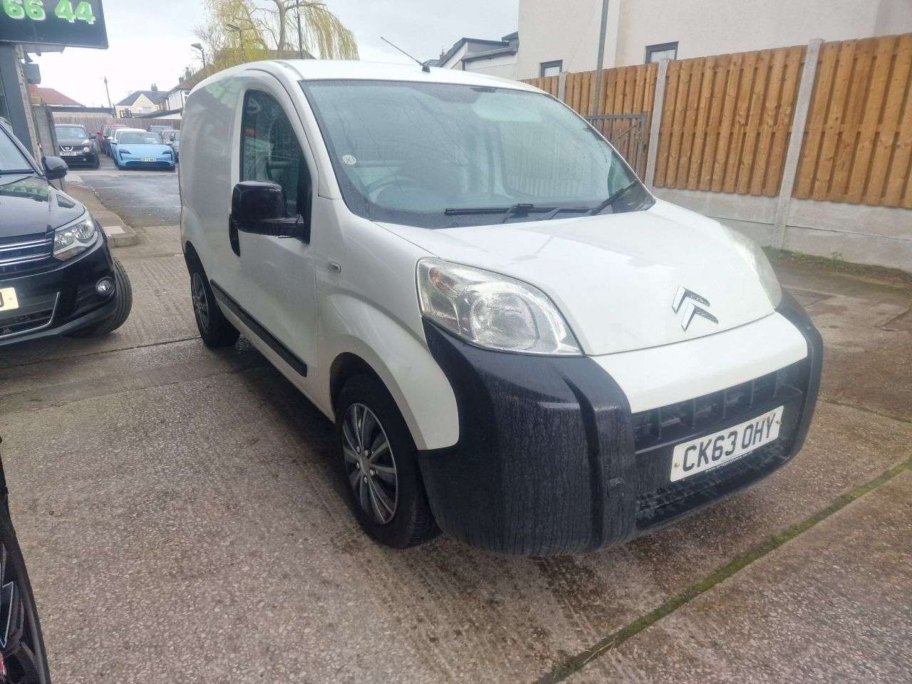 A 2014 CITROEN NEMO 1.3 HDi 660 16v X Panel Van 3dr Diesel Manual FWD L1 H1 (119 g/km, 75 bhp) A 2014 CITROEN NEMO 1.3 HDi 660 16v X Panel Van 3dr Diesel Manual FWD L1 H1 (119 g/km, 75 bhp)
