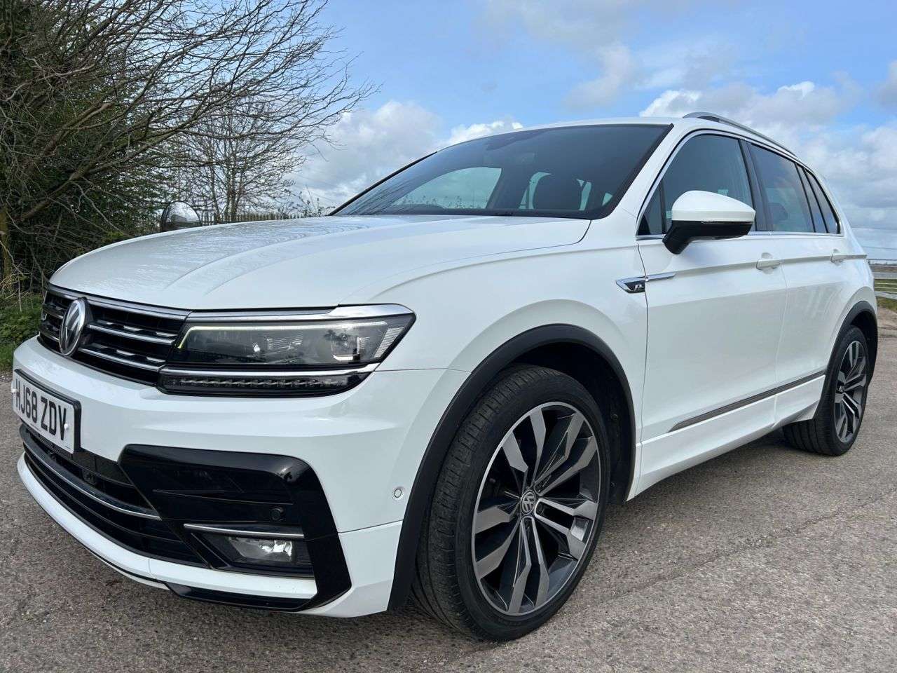 2018 VOLKSWAGEN TIGUAN 2018 VOLKSWAGEN TIGUAN