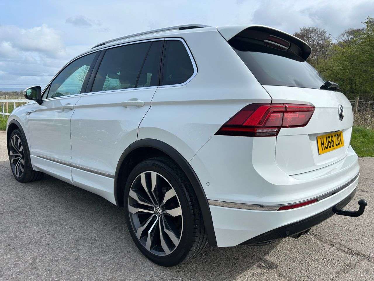 2018 VOLKSWAGEN TIGUAN 2018 VOLKSWAGEN TIGUAN