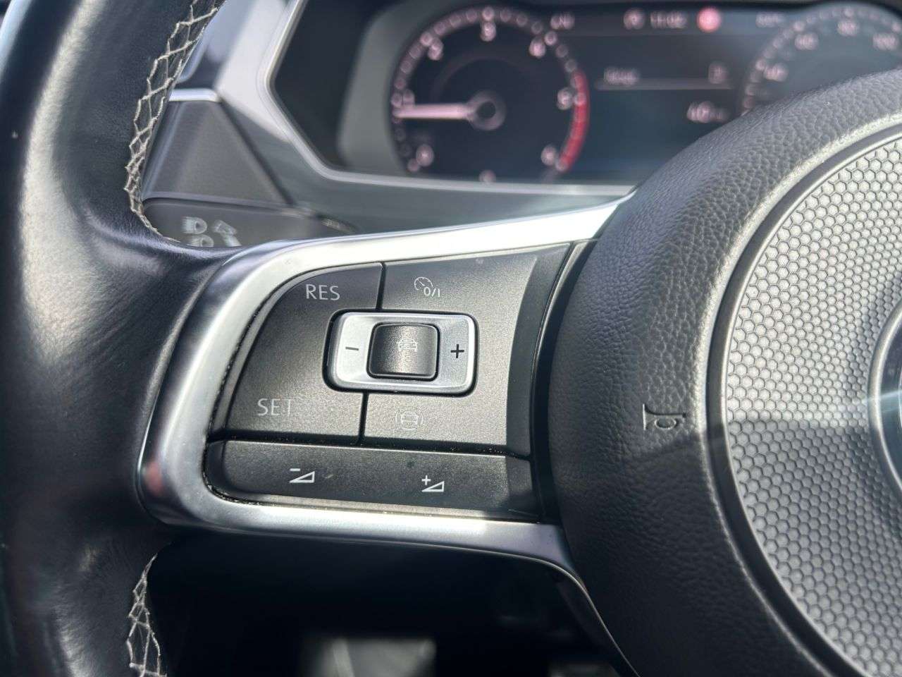 2018 VOLKSWAGEN TIGUAN 2018 VOLKSWAGEN TIGUAN
