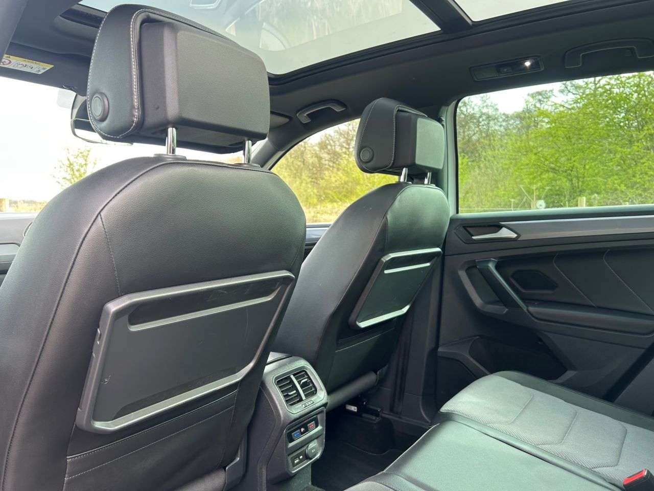 2018 VOLKSWAGEN TIGUAN 2018 VOLKSWAGEN TIGUAN