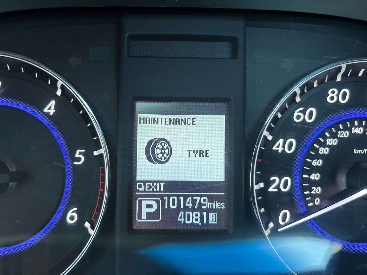 2015 INFINITI QX70 2015 INFINITI QX70