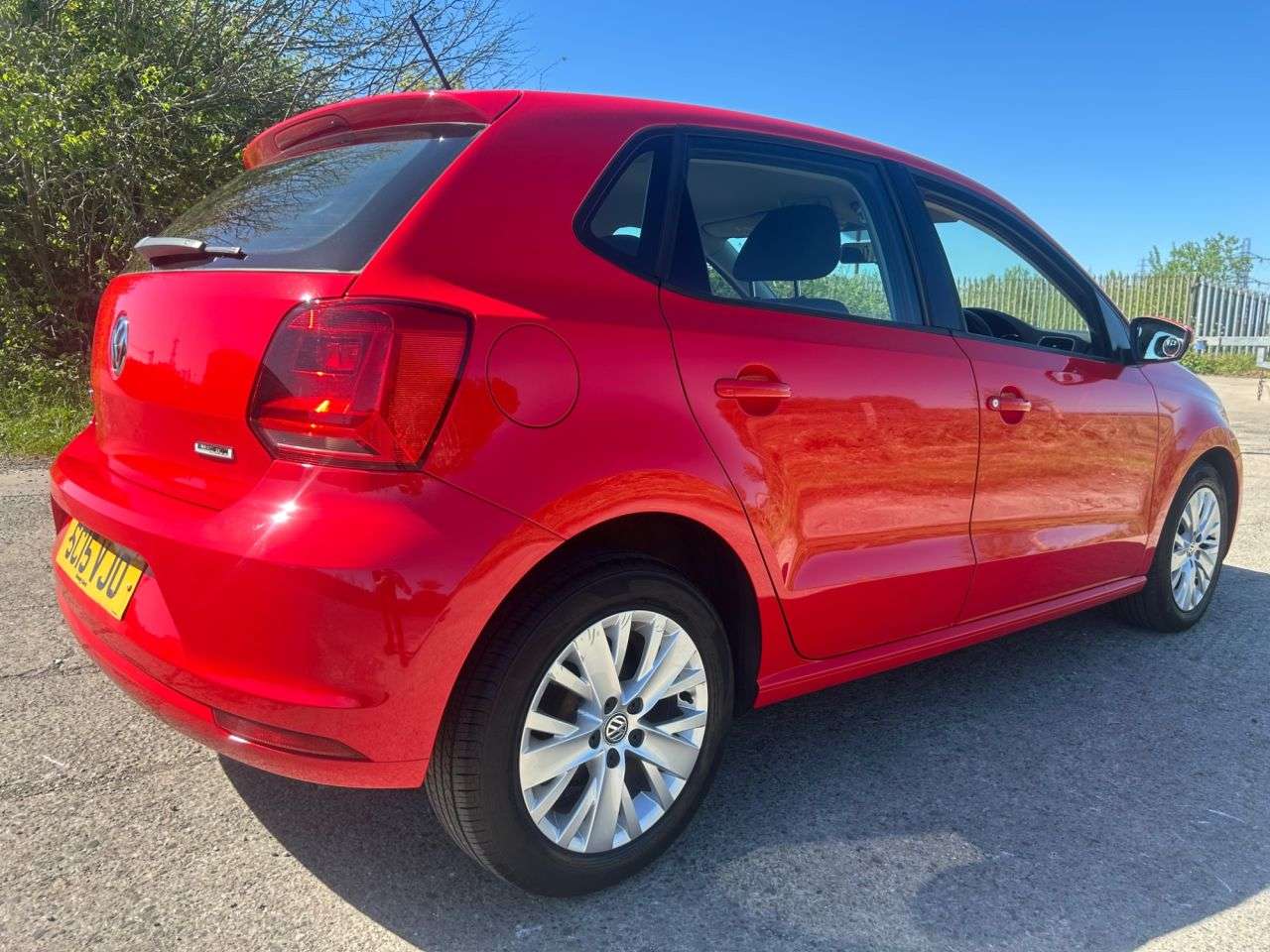 2015 VOLKSWAGEN POLO 2015 VOLKSWAGEN POLO