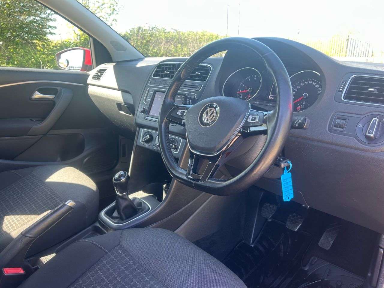 2015 VOLKSWAGEN POLO 2015 VOLKSWAGEN POLO
