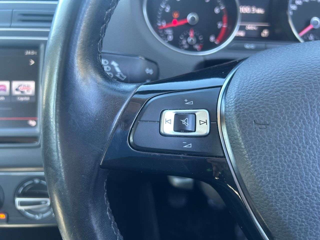 2015 VOLKSWAGEN POLO 2015 VOLKSWAGEN POLO