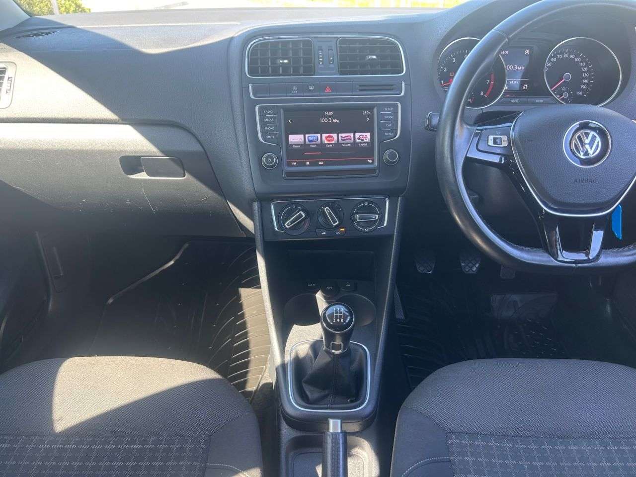 2015 VOLKSWAGEN POLO 2015 VOLKSWAGEN POLO