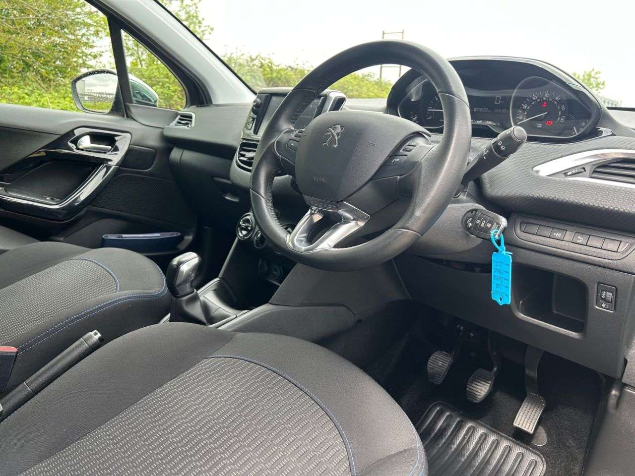 2019 PEUGEOT 208 2019 PEUGEOT 208