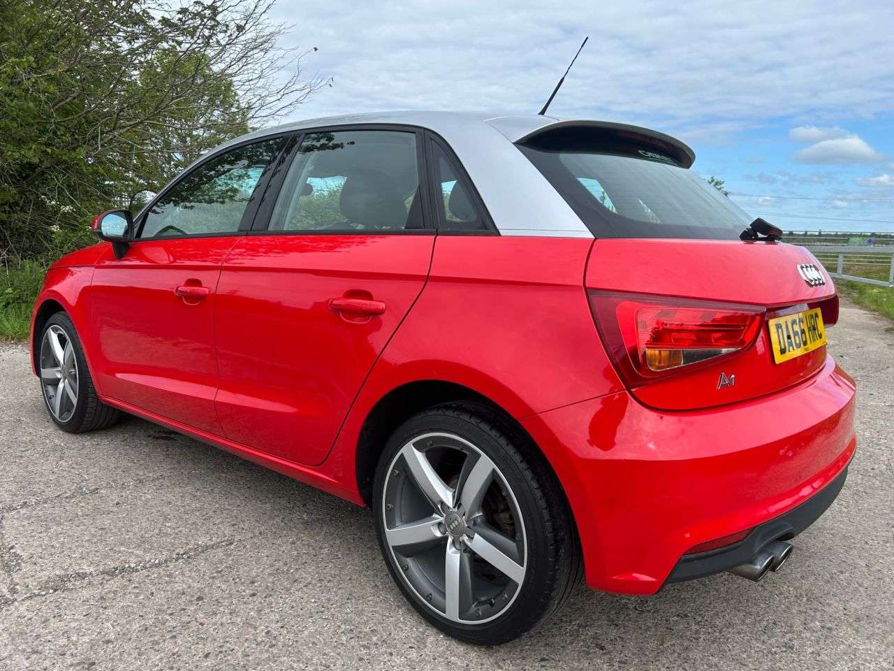 2016 AUDI A1 2016 AUDI A1