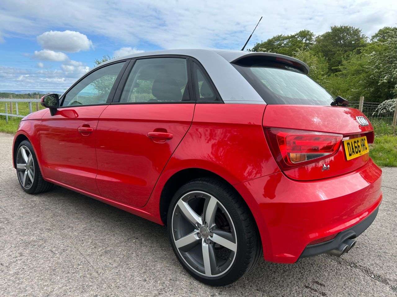 2016 AUDI A1 2016 AUDI A1