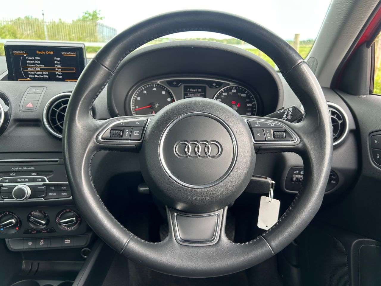 2016 AUDI A1 2016 AUDI A1