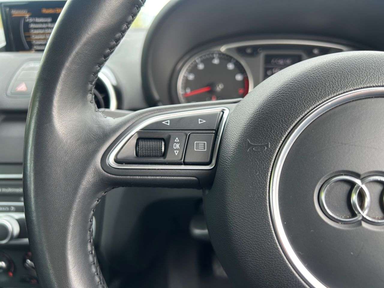 2016 AUDI A1 2016 AUDI A1