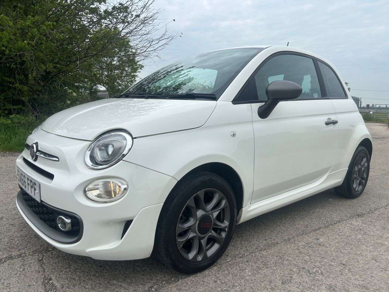 2016 FIAT 500 2016 FIAT 500