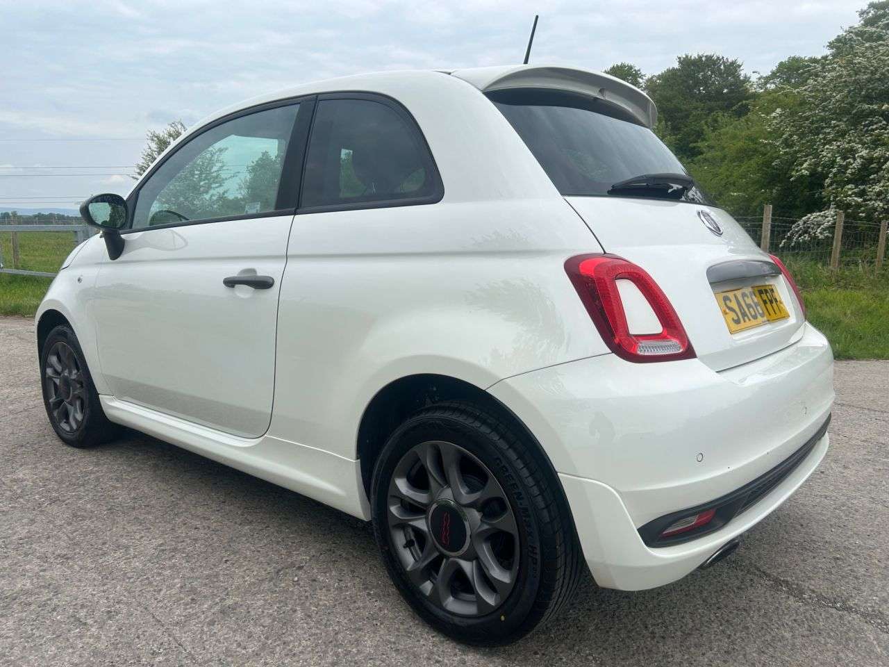 2016 FIAT 500 2016 FIAT 500