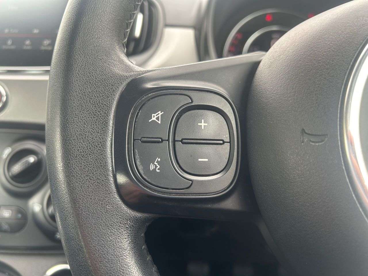 2016 FIAT 500 2016 FIAT 500