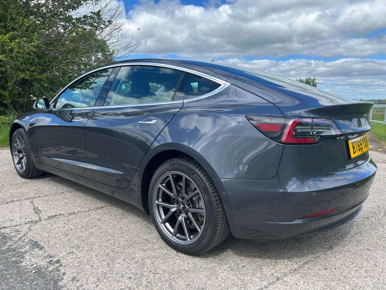 2019 TESLA MODEL 3 2019 TESLA MODEL 3