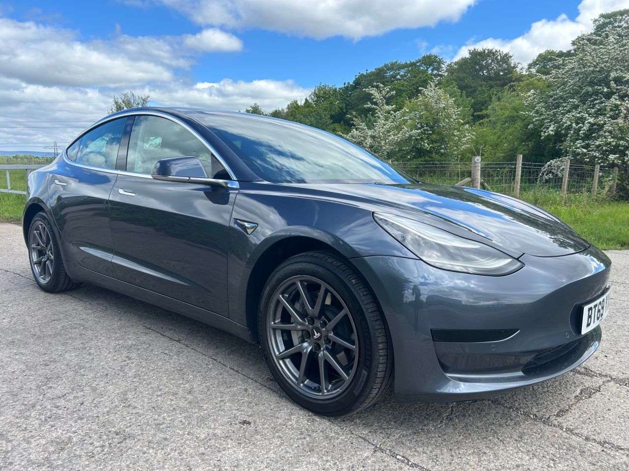 2019 TESLA MODEL 3 2019 TESLA MODEL 3