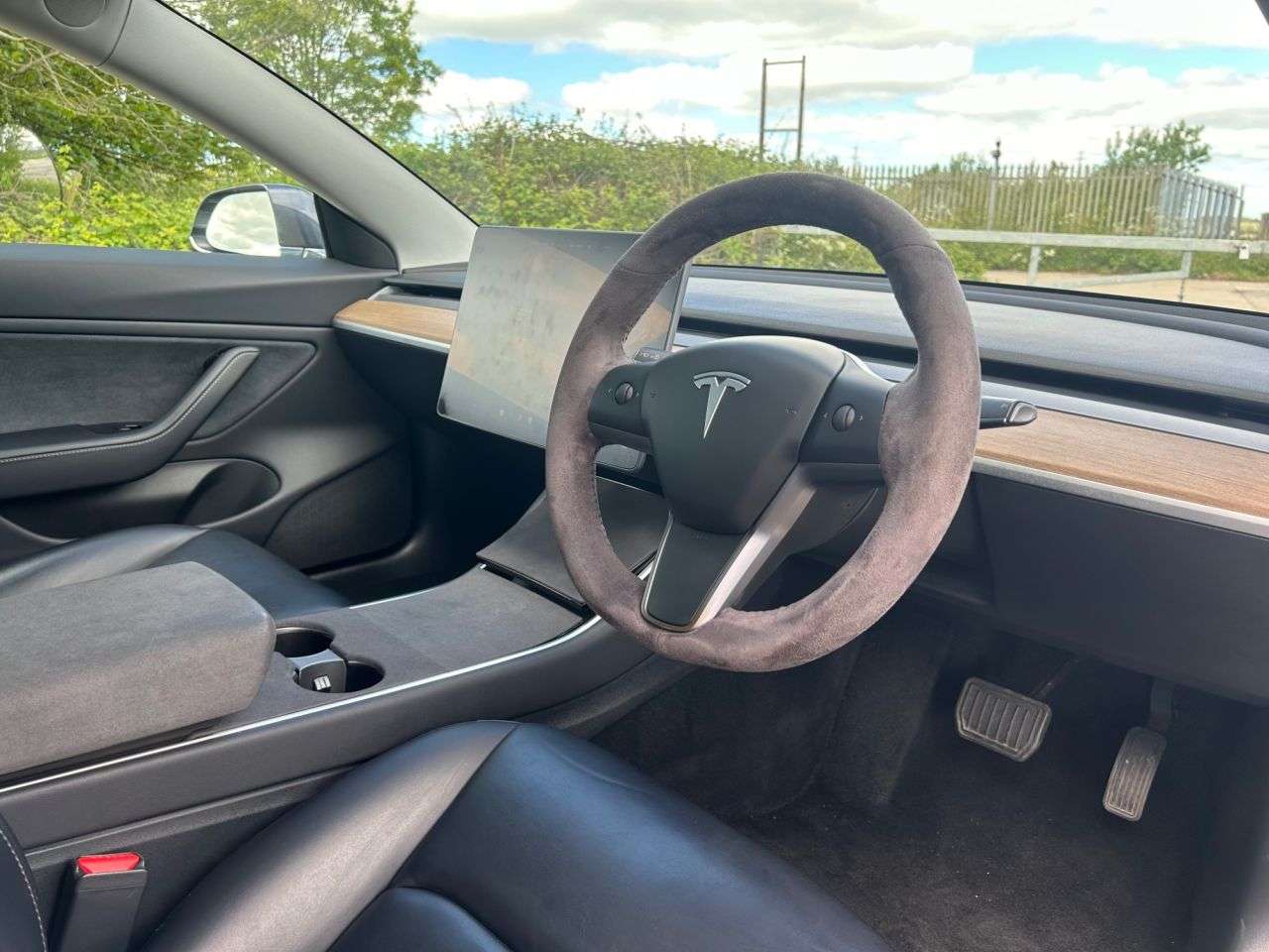 2019 TESLA MODEL 3 2019 TESLA MODEL 3