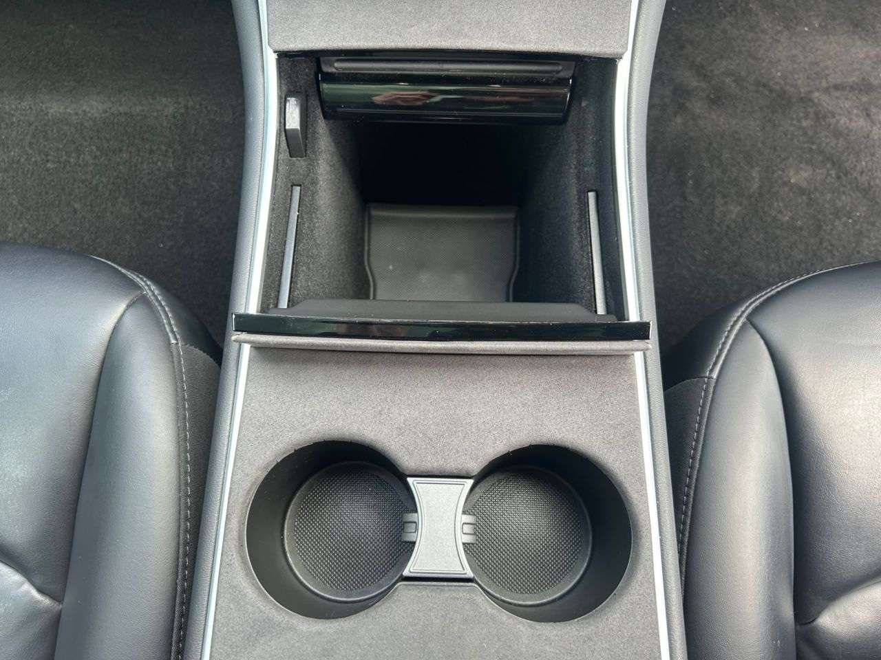 2019 TESLA MODEL 3 2019 TESLA MODEL 3
