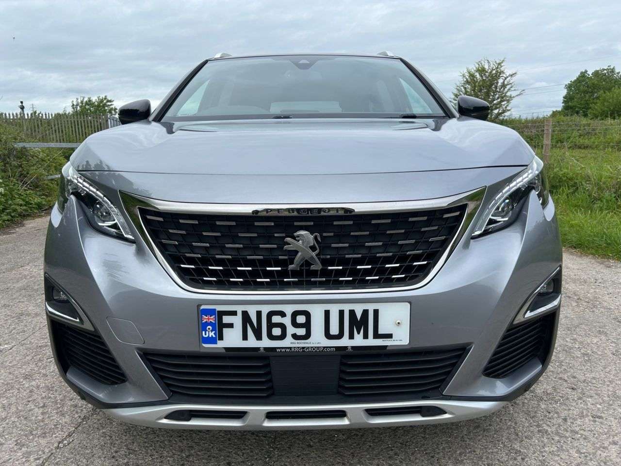 2019 PEUGEOT 5008 2019 PEUGEOT 5008