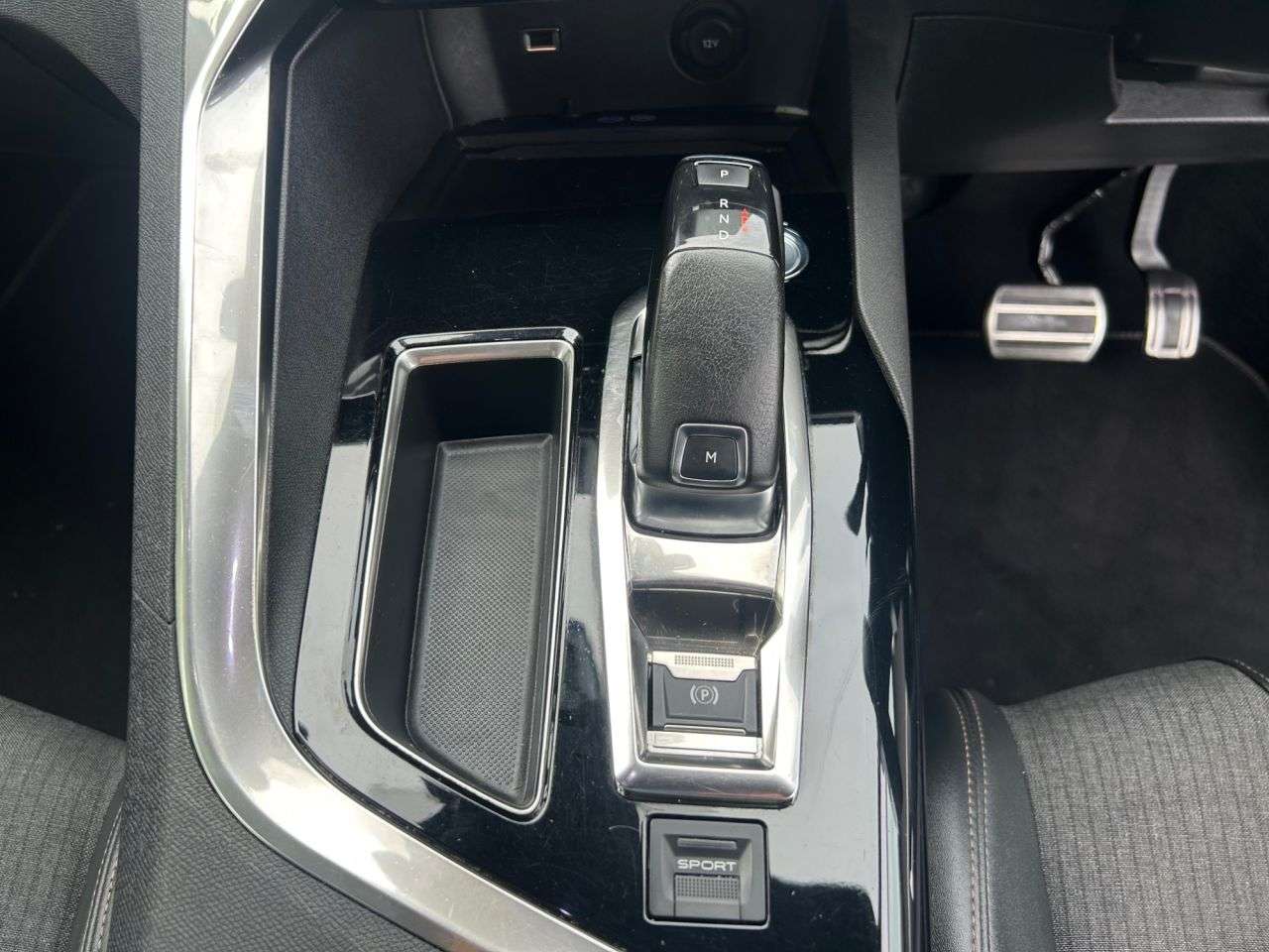 2019 PEUGEOT 5008 2019 PEUGEOT 5008