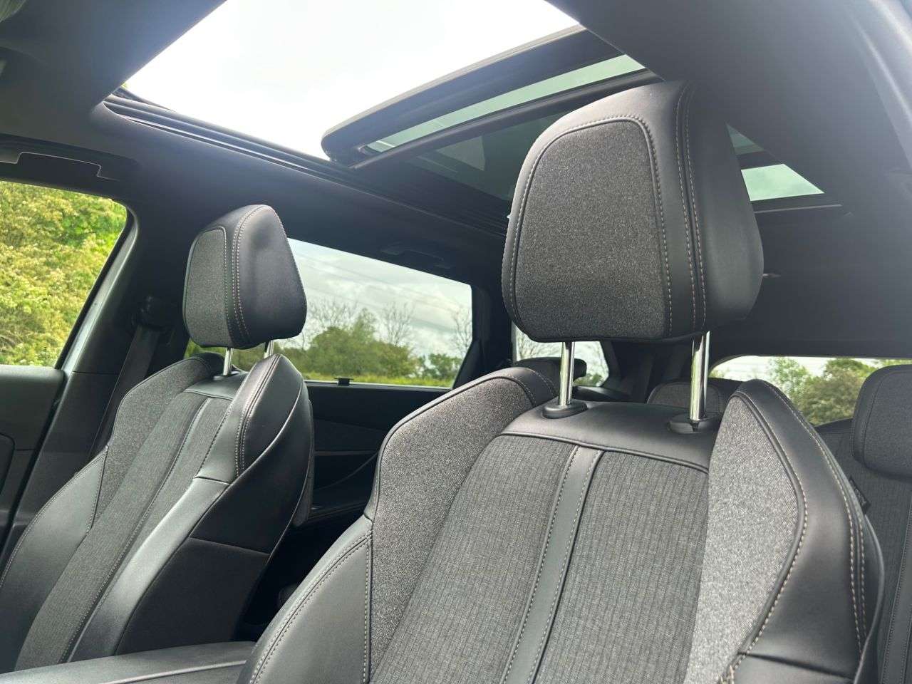 2019 PEUGEOT 5008 2019 PEUGEOT 5008