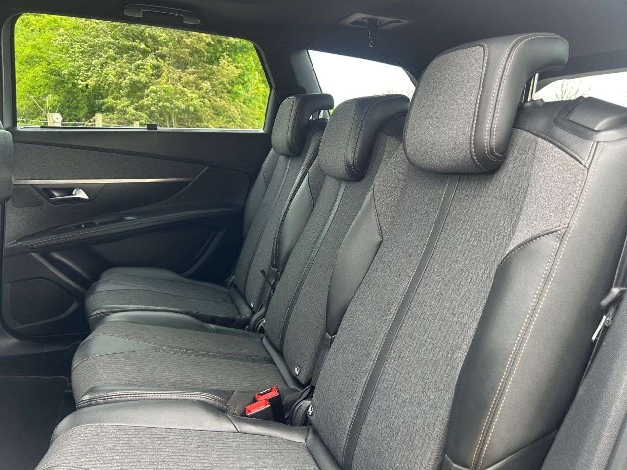 2019 PEUGEOT 5008 2019 PEUGEOT 5008