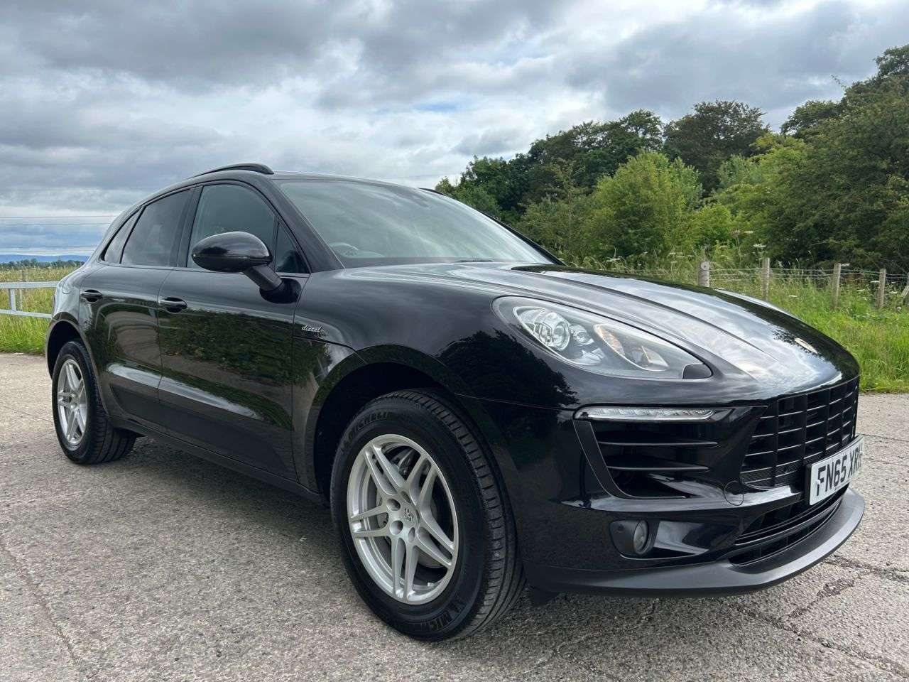 2015 PORSCHE MACAN 2015 PORSCHE MACAN
