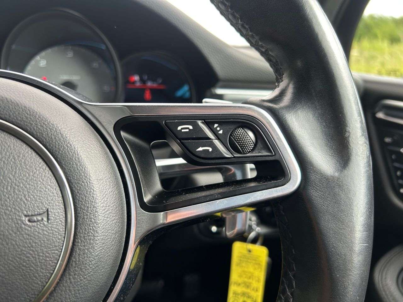 2015 PORSCHE MACAN 2015 PORSCHE MACAN