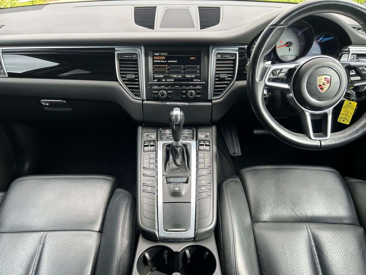 2015 PORSCHE MACAN 2015 PORSCHE MACAN