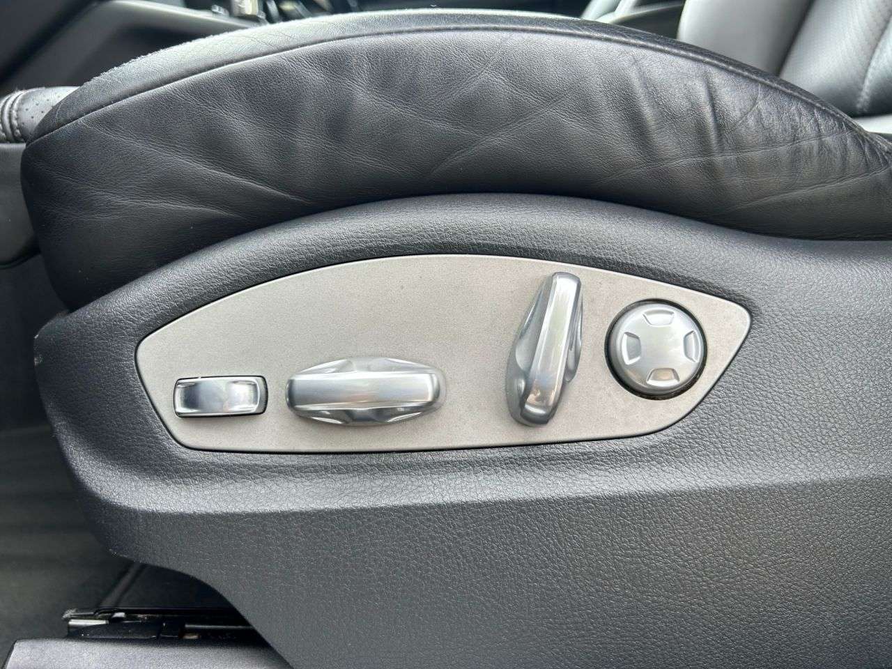 2015 PORSCHE MACAN 2015 PORSCHE MACAN