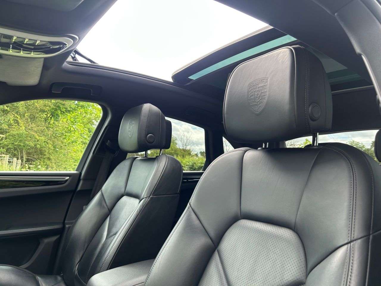 2015 PORSCHE MACAN 2015 PORSCHE MACAN