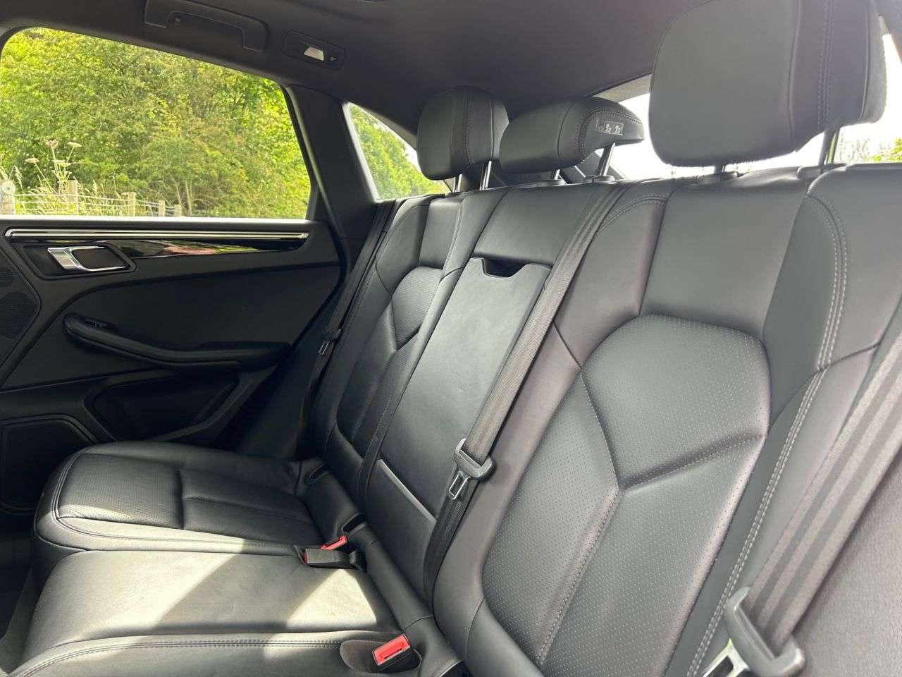 2015 PORSCHE MACAN 2015 PORSCHE MACAN