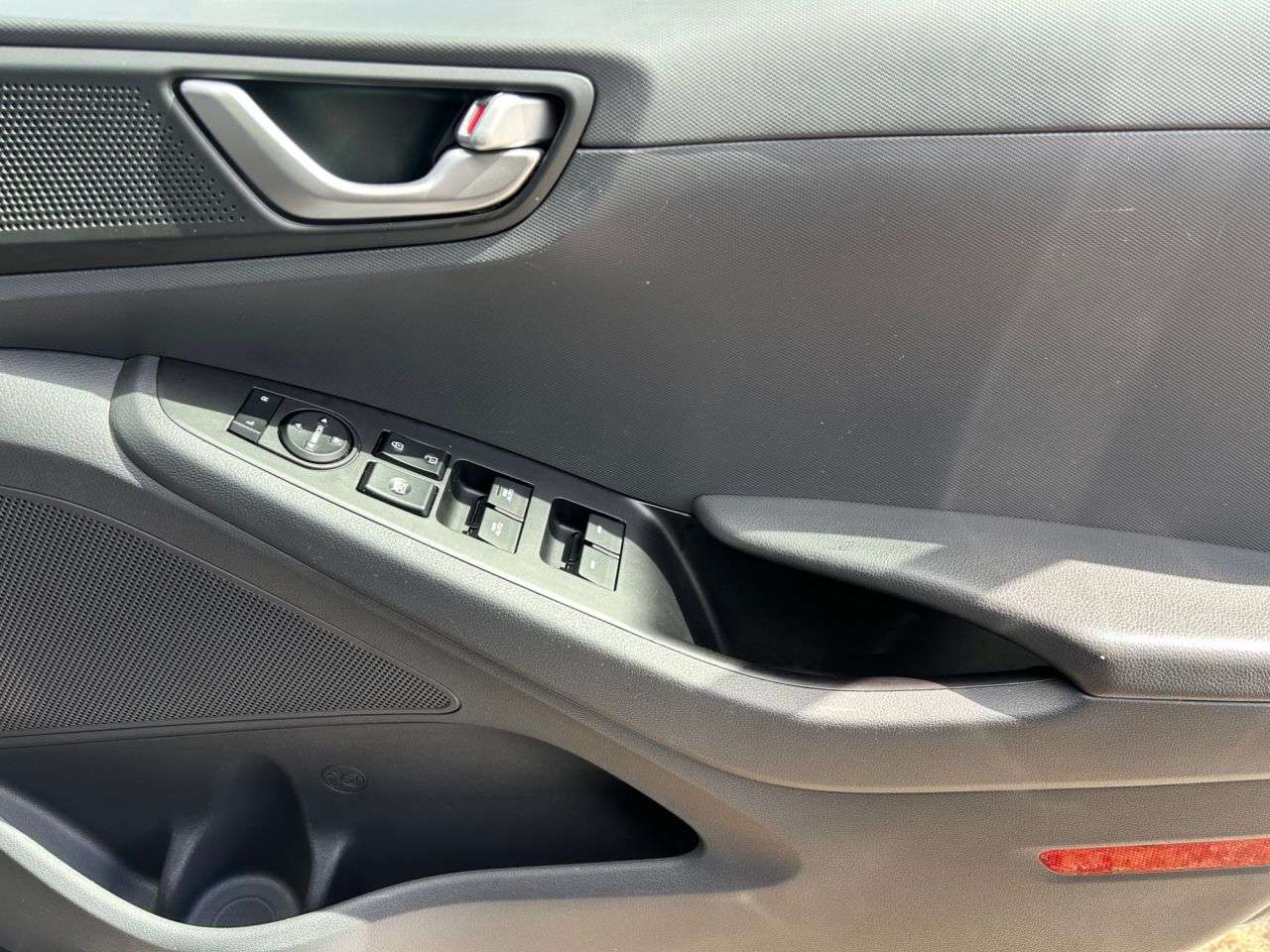 2018 HYUNDAI IONIQ 2018 HYUNDAI IONIQ