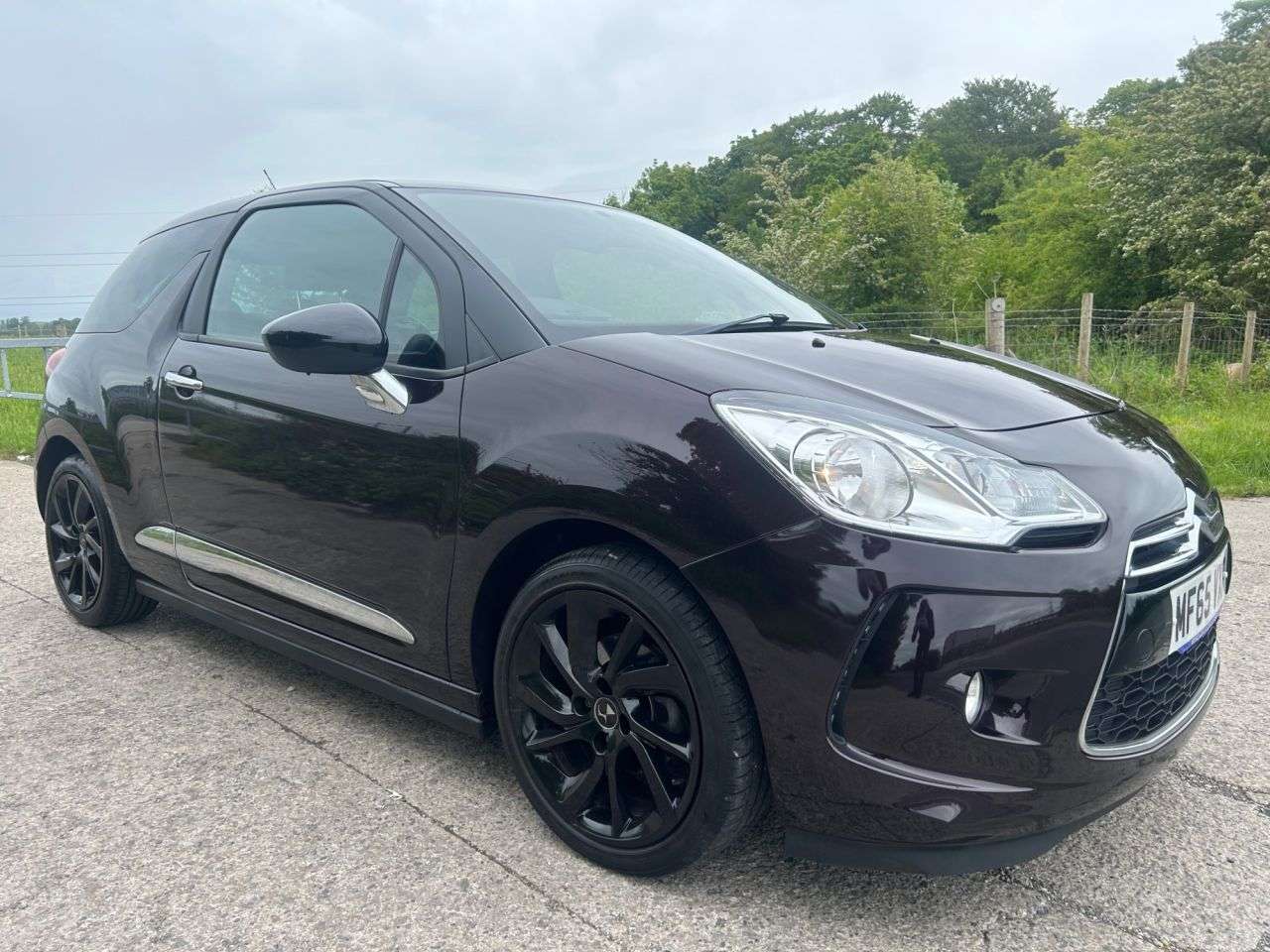 2015 DS AUTOMOBILES DS 3 2015 DS AUTOMOBILES DS 3