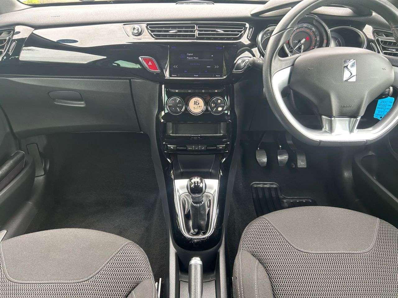 2015 DS AUTOMOBILES DS 3 2015 DS AUTOMOBILES DS 3