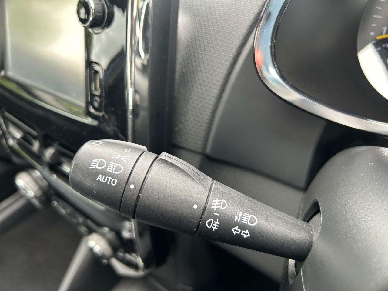 2014 RENAULT CLIO 2014 RENAULT CLIO