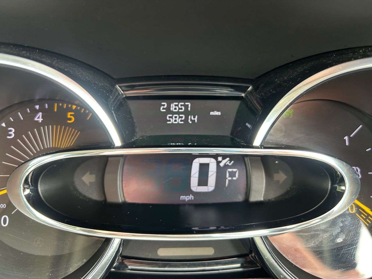 2014 RENAULT CLIO 2014 RENAULT CLIO