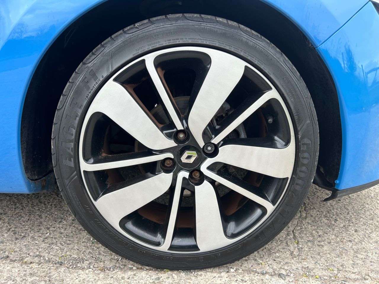 2014 RENAULT CLIO 2014 RENAULT CLIO