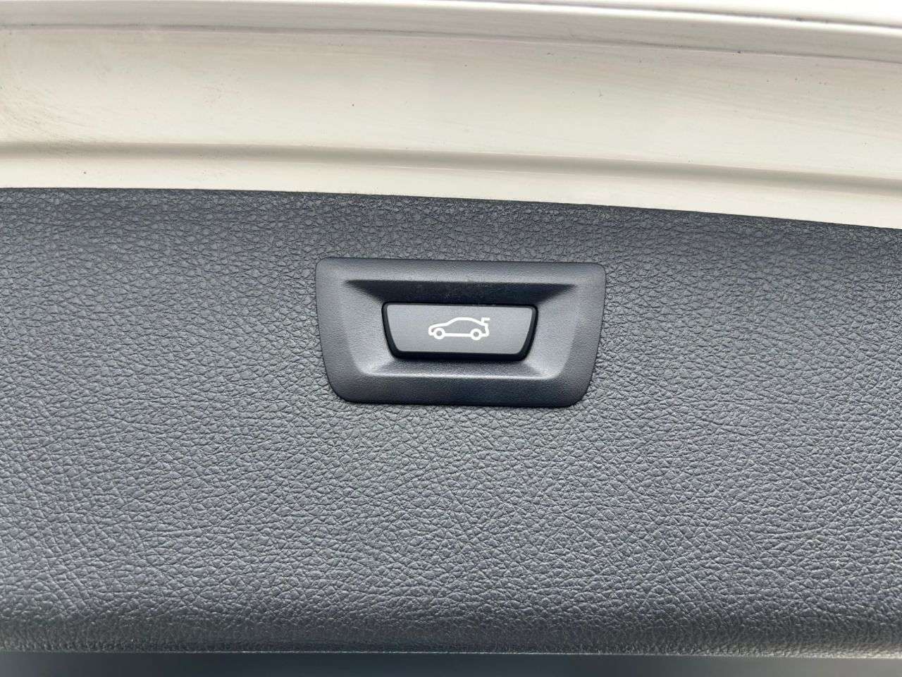 2018 BMW 3 SERIES 2018 BMW 3 SERIES
