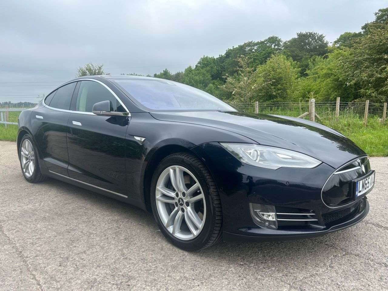 2015 TESLA MODEL S 2015 TESLA MODEL S