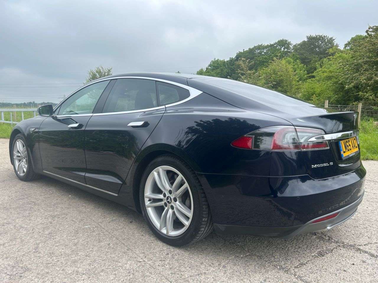 2015 TESLA MODEL S 2015 TESLA MODEL S