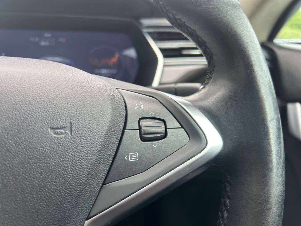 2015 TESLA MODEL S 2015 TESLA MODEL S