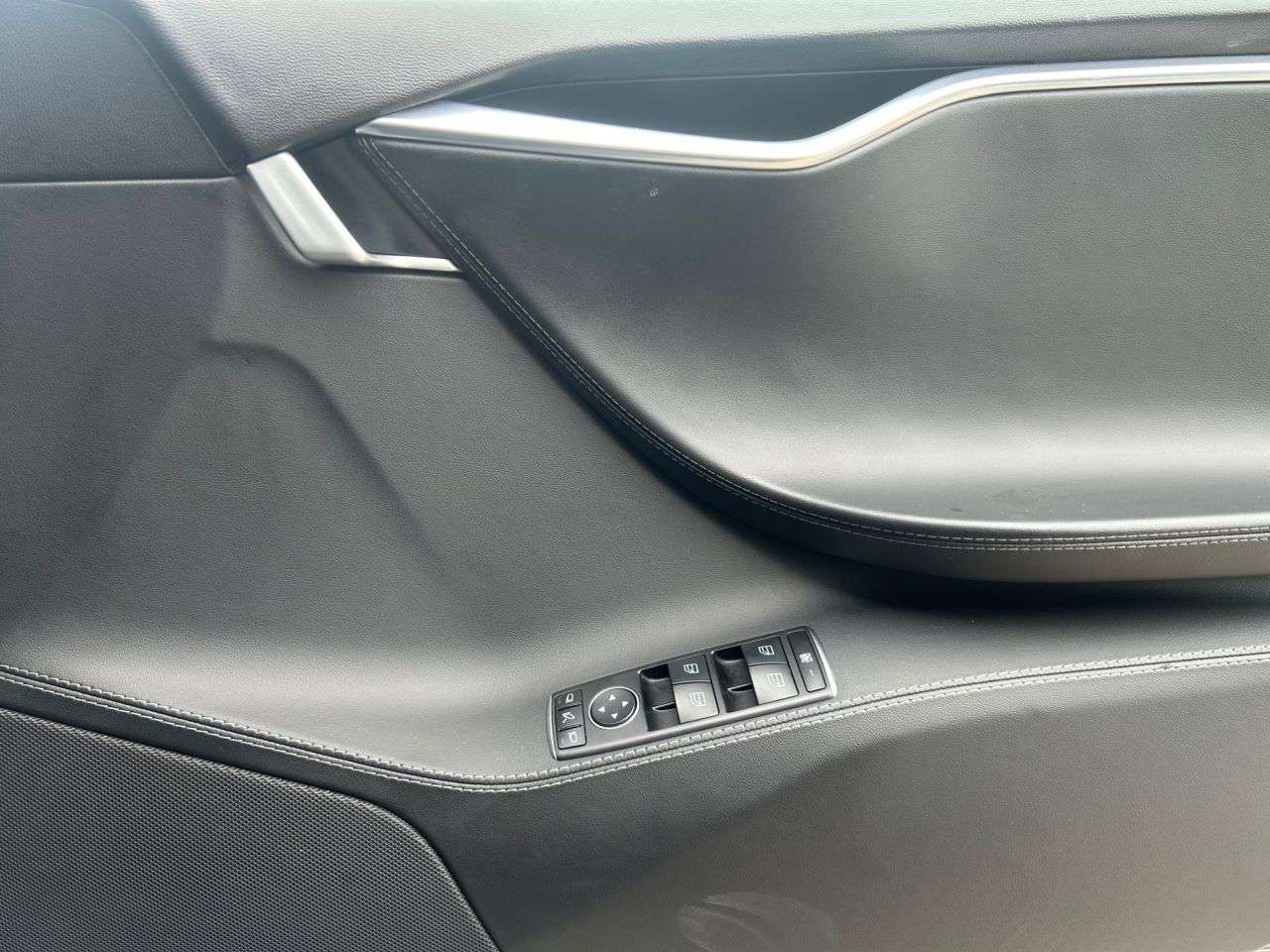 2015 TESLA MODEL S 2015 TESLA MODEL S