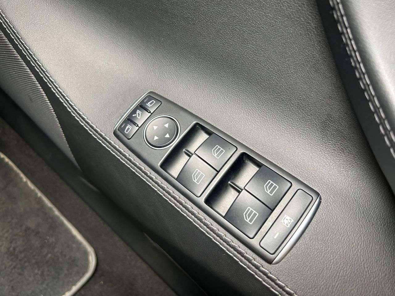 2015 TESLA MODEL S 2015 TESLA MODEL S