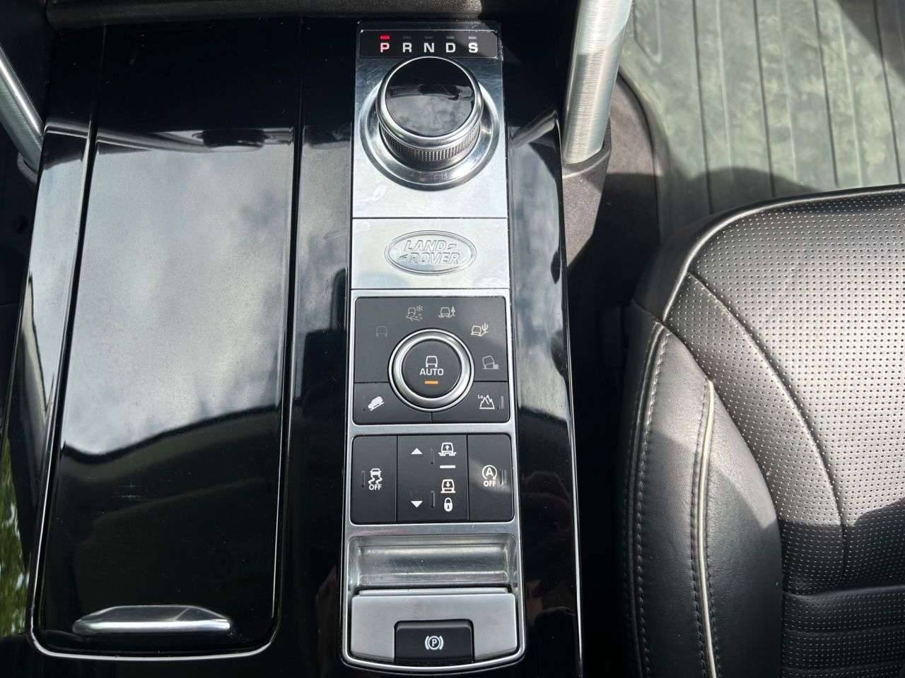 2018 LAND ROVER DISCOVERY 2018 LAND ROVER DISCOVERY