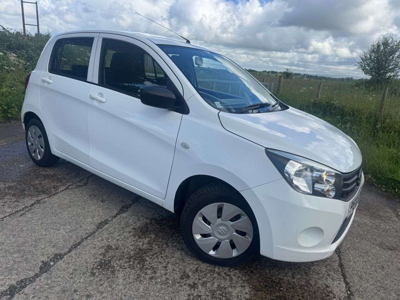 A 2015 SUZUKI CELERIO 1.0 SZ2 Hatchback 5dr Petrol Manual Euro 6 (68 ps) LOW INSURANCE GROUP + 76 A 2015 SUZUKI CELERIO 1.0 SZ2 Hatchback 5dr Petrol Manual Euro 6 (68 ps) LOW INSURANCE GROUP + 76