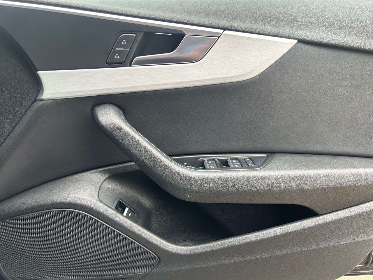 2016 AUDI A4 AVANT 2016 AUDI A4 AVANT
