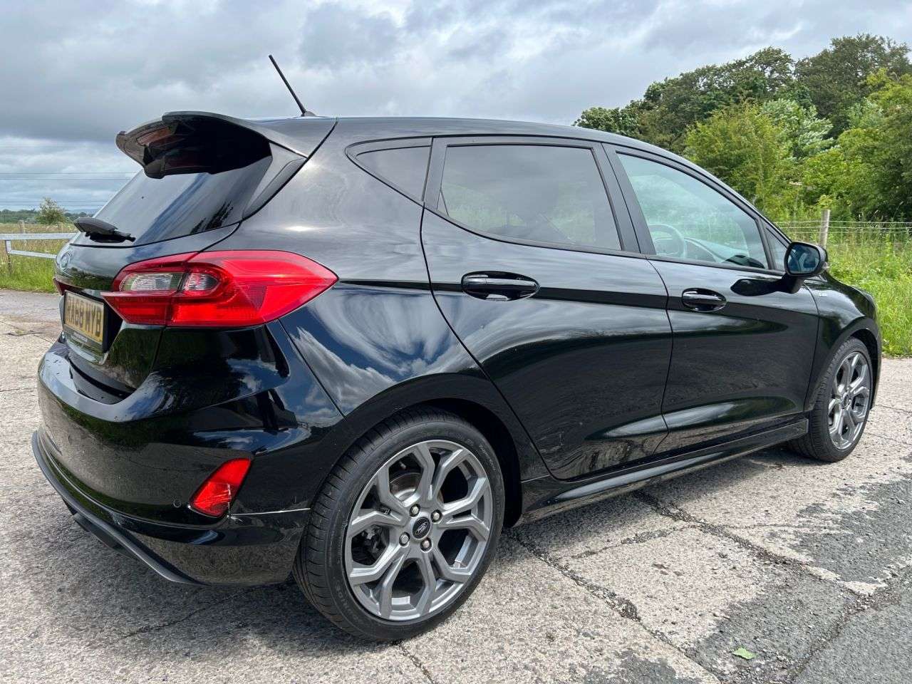 A 2019 FORD FIESTA 1.0T EcoBoost GPF ST-Line Hatchback 5dr Petrol Manual Euro 6 (s/s) (125 ps) A 2019 FORD FIESTA 1.0T EcoBoost GPF ST-Line Hatchback 5dr Petrol Manual Euro 6 (s/s) (125 ps)