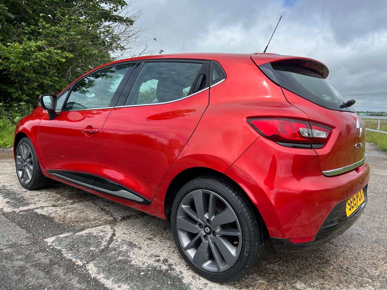 2015 RENAULT CLIO 2015 RENAULT CLIO