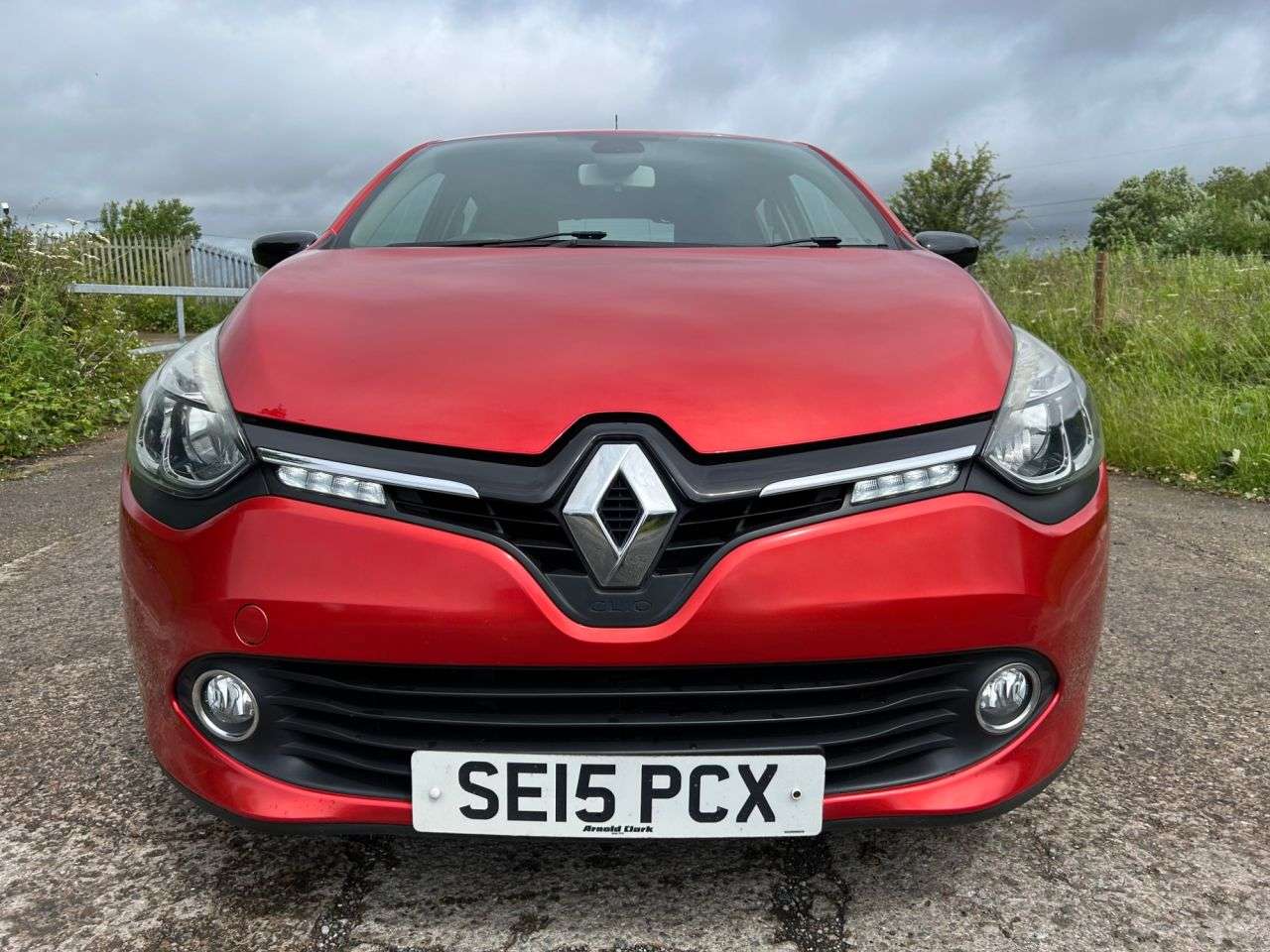 2015 RENAULT CLIO 2015 RENAULT CLIO